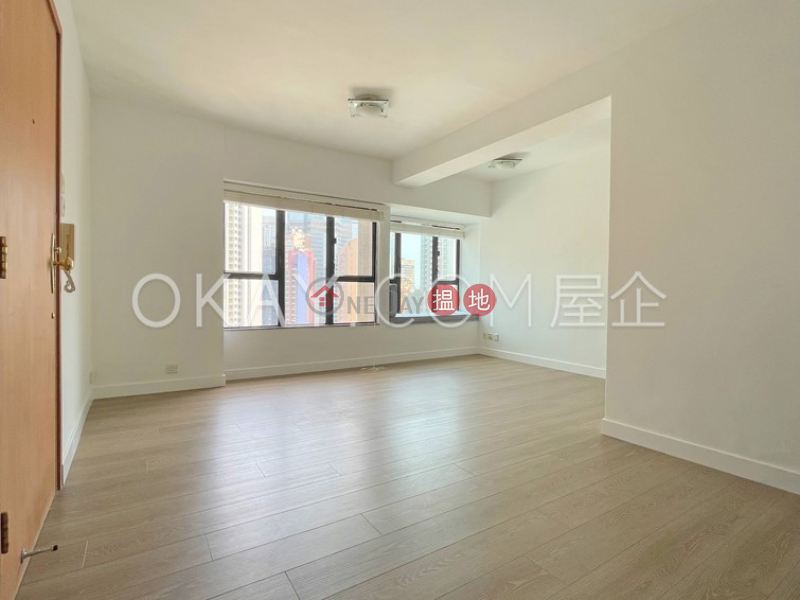 Elegant 2 bedroom in Sheung Wan | For Sale | Dawning Height 匡景居 Sales Listings