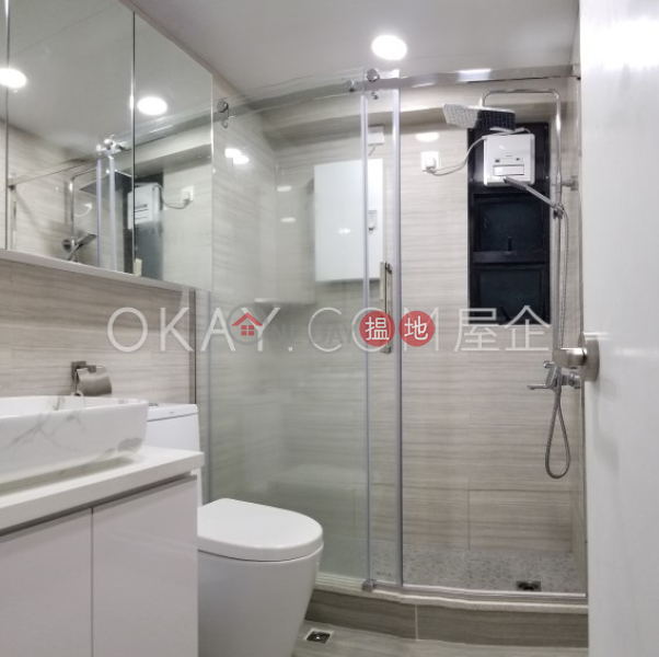 Tasteful 3 bedroom in Mid-levels West | For Sale 62G Conduit Road | Western District | Hong Kong Sales HK$ 16.5M