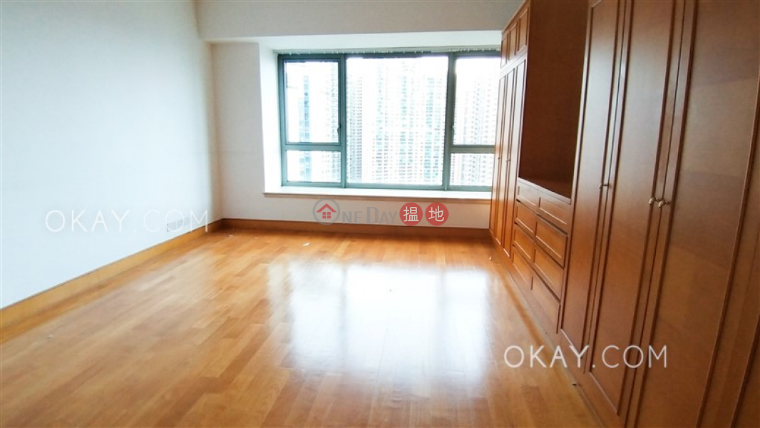 HK$ 95,000/ month Branksome Crest Central District, Rare 3 bedroom on high floor with balcony & parking | Rental