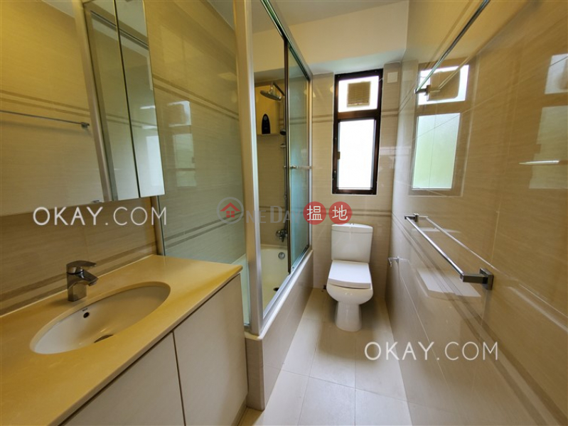 Luxurious 3 bedroom on high floor with parking | Rental | Regent Height 麗景大廈 Rental Listings