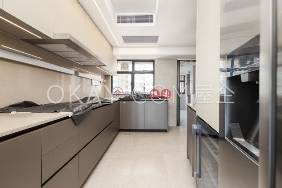 HK$ 135,000/ month, Dynasty Court | Central District, Rare 4 bedroom with parking | Rental