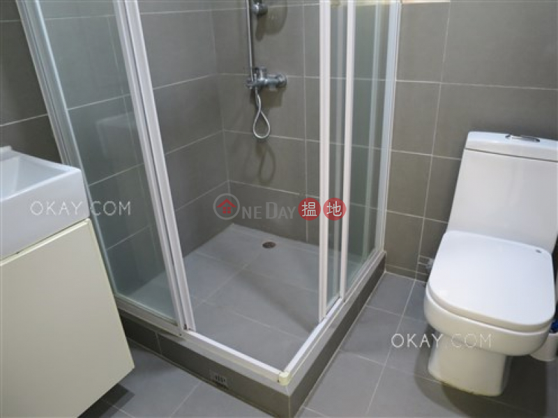 HK$ 26,000/ month Fook Wah Mansions | Western District | Intimate 2 bedroom in Mid-levels West | Rental