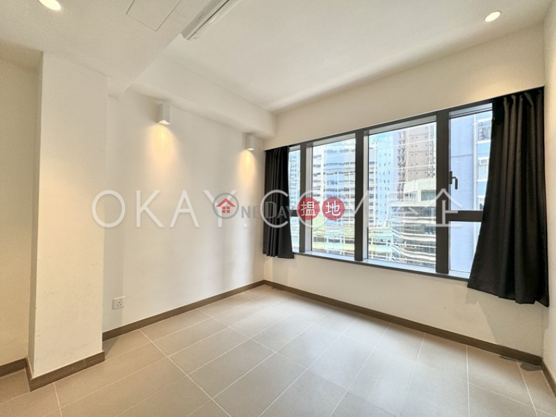 HK$ 32,000/ month Takan Lodge Wan Chai District Nicely kept 2 bedroom on high floor | Rental