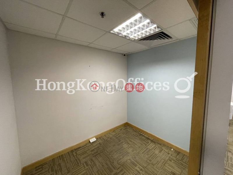 HK$ 65,184/ month Shun Ho Tower Central District Office Unit for Rent at Shun Ho Tower