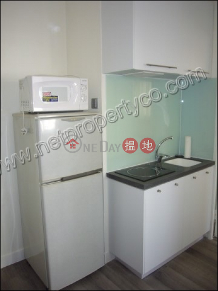 Kwong Tak Building | Middle | Residential | Rental Listings | HK$ 9,900/ month