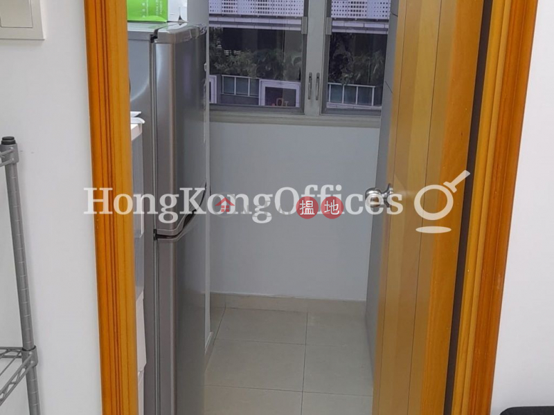 Property Search Hong Kong | OneDay | Office / Commercial Property Rental Listings, Office Unit for Rent at Shiu Fung Commercial Building