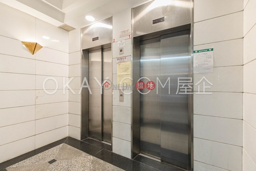 HK$ 31,000/ month Sun and Moon Building, Wan Chai District, Rare 3 bedroom in Happy Valley | Rental
