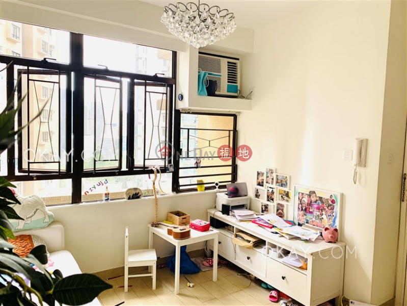 HK$ 27,500/ month, Roc Ye Court, Western District | Popular 3 bedroom in Mid-levels West | Rental