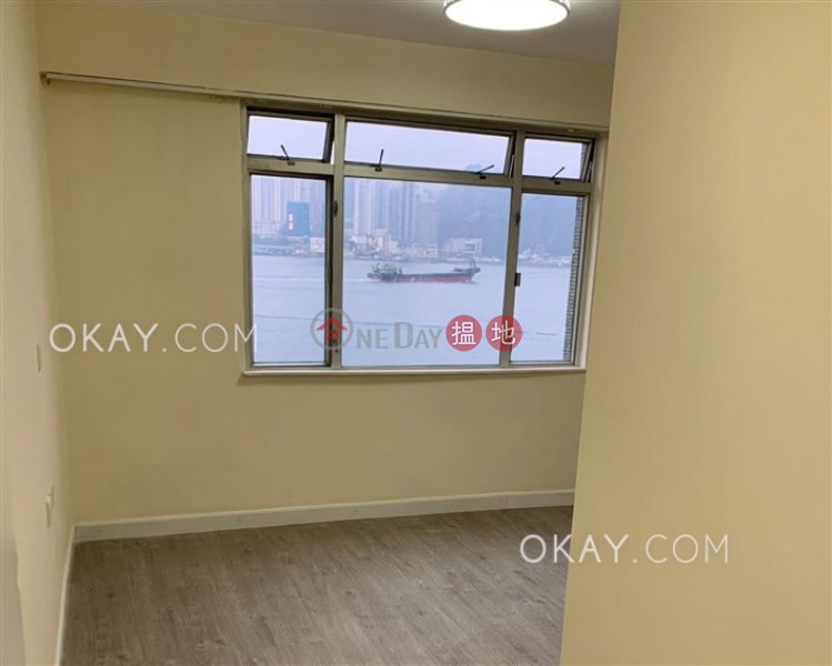 Efficient 3 bedroom with balcony | For Sale | Sung On Mansion 信安大樓 Sales Listings