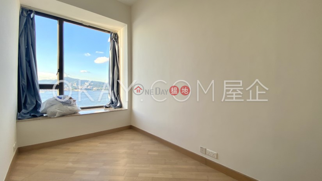 HK$ 20M, Harbour One, Western District, Nicely kept 2 bed on high floor with sea views | For Sale