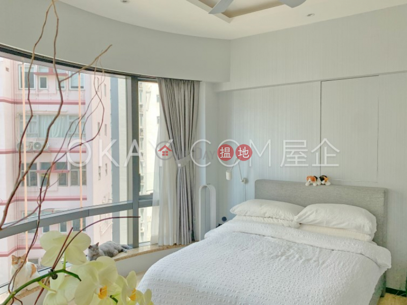 HK$ 35,000/ month | Palatial Crest, Western District | Stylish 3 bedroom in Mid-levels West | Rental