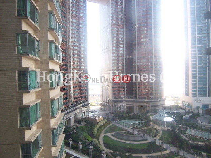 Property Search Hong Kong | OneDay | Residential | Rental Listings 3 Bedroom Family Unit for Rent at Waterfront South Block 1