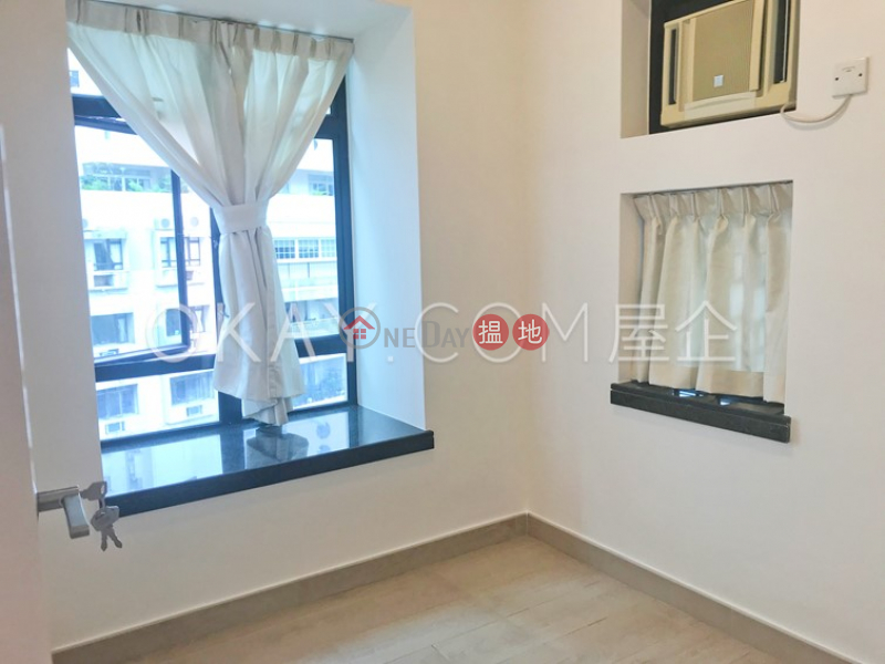 HK$ 25,000/ month, Fairview Height | Western District | Practical 2 bedroom in Mid-levels West | Rental