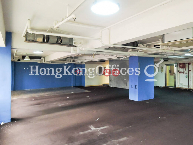 HK$ 76,740/ month Queen\'s Centre Wan Chai District, Office Unit for Rent at Queen\'s Centre
