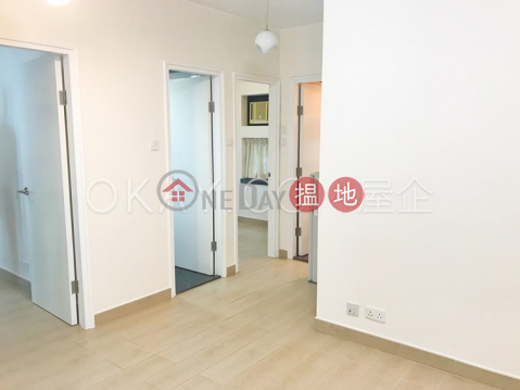 Practical 2 bedroom in Mid-levels West | For Sale | Fairview Height 輝煌臺 _0