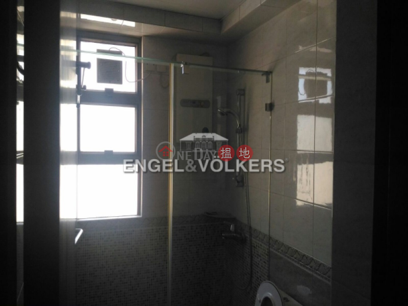 2 Bedroom Flat for Rent in Fortress Hill, Cumine Court 康明苑 Rental Listings | Eastern District (EVHK39446)