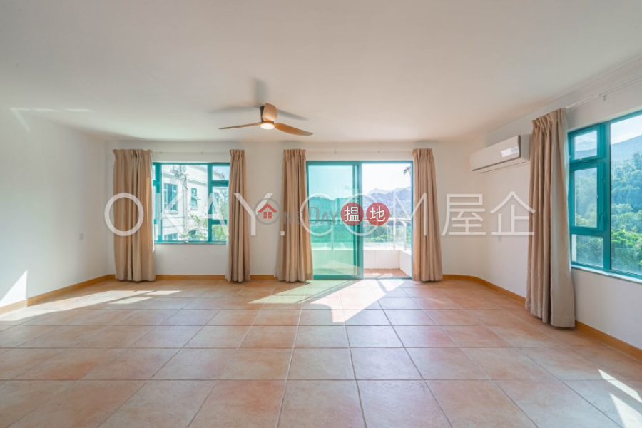 3房3廁,連車位,露台,獨立屋璟瓏軒出售單位|璟瓏軒(Jade Villa - Ngau Liu)出售樓盤 (OKAY-S16516)