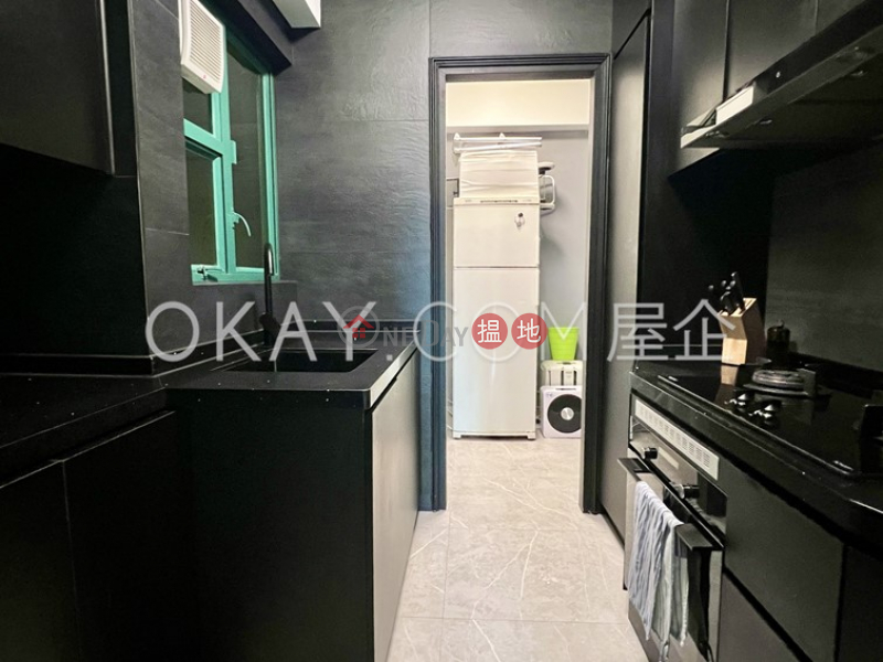 Gorgeous 3 bedroom with balcony | For Sale | Discovery Bay, Phase 13 Chianti, The Barion (Block2) 愉景灣 13期 尚堤 珀蘆(2座) Sales Listings