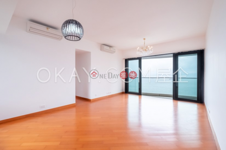 Luxurious 3 bed on high floor with sea views & balcony | Rental | Phase 6 Residence Bel-Air 貝沙灣6期 Rental Listings