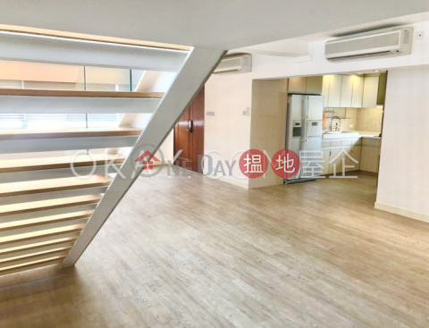 Beautiful 3 bed on high floor with rooftop & parking | For Sale | Parisian 海寧雅舍 _0
