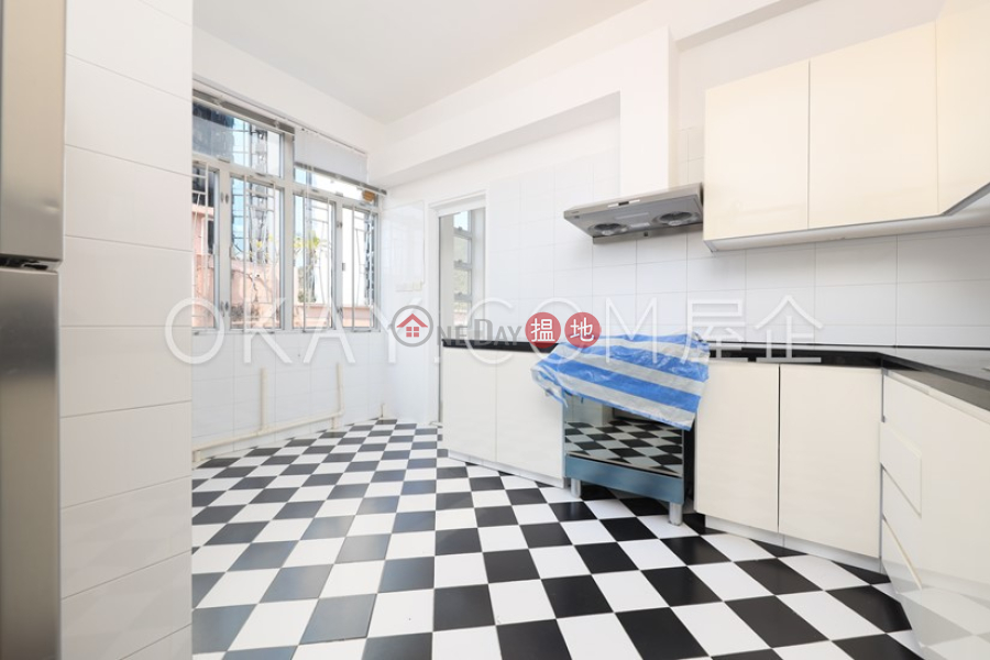 香港搵樓|租樓|二手盤|買樓| 搵地 | 住宅-出租樓盤-3房2廁,極高層,連車位冠冕臺 6-12 號出租單位