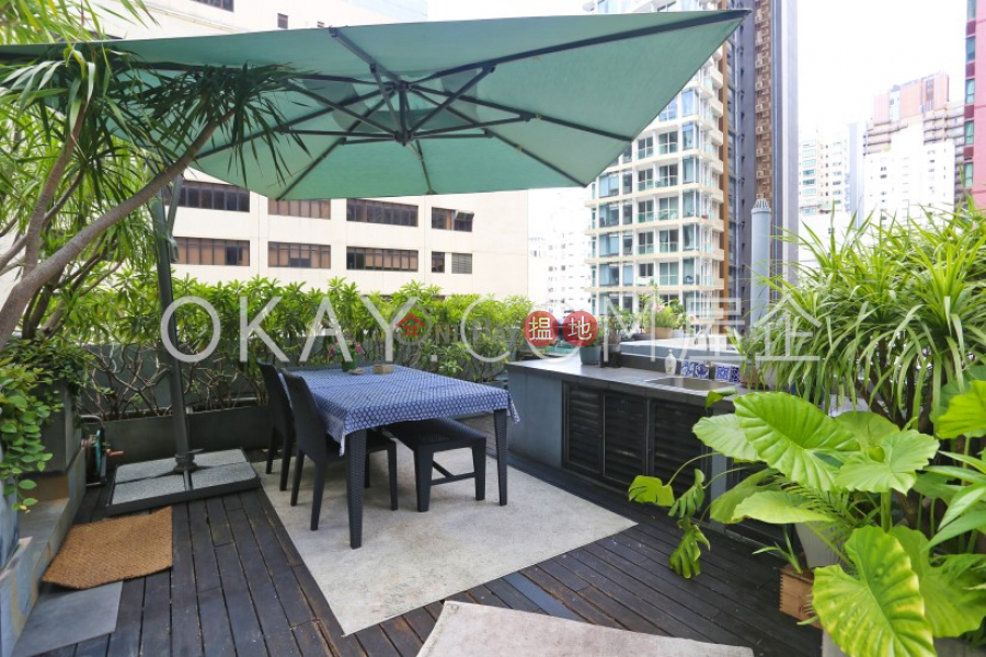 Popular 1 bedroom on high floor with rooftop | For Sale | Prince Palace 太子臺8號 Sales Listings