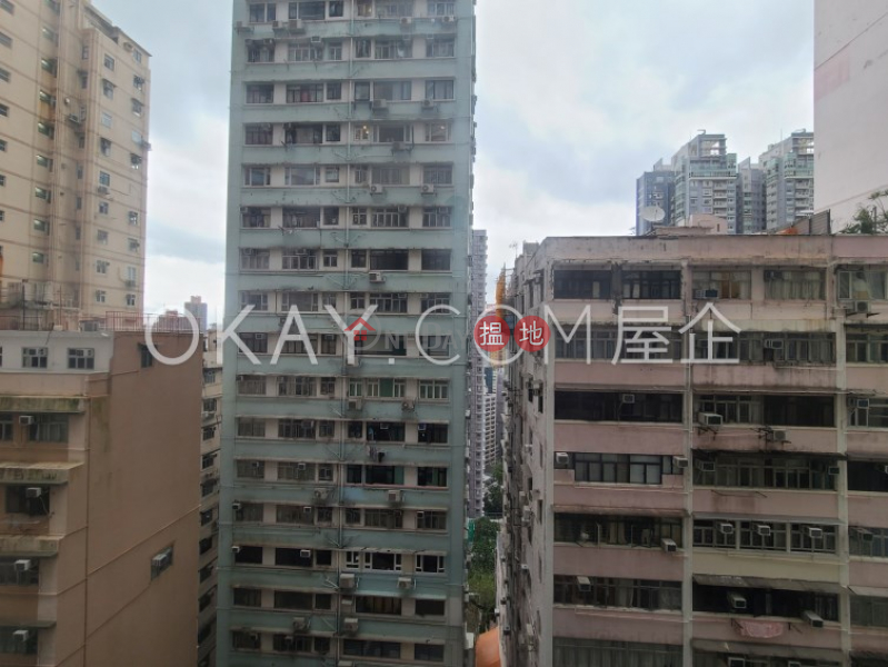 Sussex Court | Middle, Residential, Sales Listings HK$ 8.5M