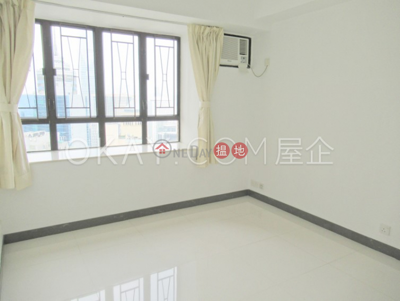Gorgeous 3 bedroom on high floor with sea views | Rental | Robinson Heights 樂信臺 Rental Listings