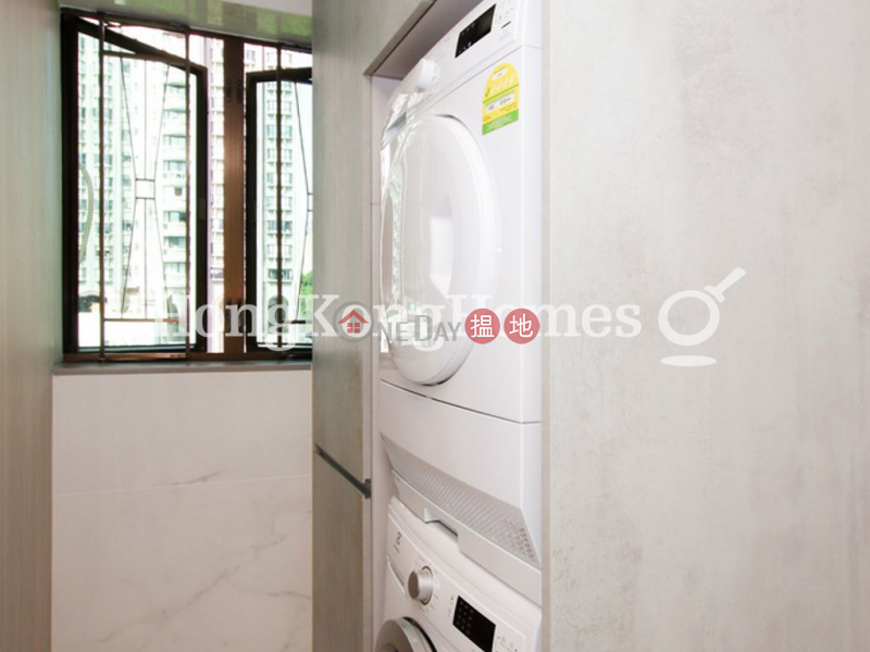 3 Bedroom Family Unit for Rent at Winfield Building Block C | Winfield Building Block C 雲暉大廈C座 Rental Listings