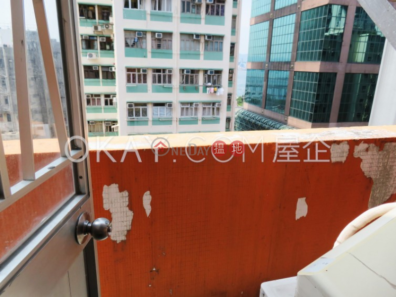 Tasteful 2 bedroom on high floor with balcony | Rental 164-170 Des Voeux Road West | Western District | Hong Kong | Rental | HK$ 25,000/ month