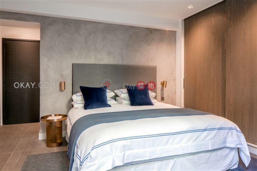 Tasteful 2 bedroom with terrace | For Sale | Hang Sing Mansion 恆陞大樓 Sales Listings