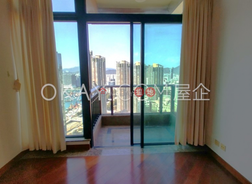 HK$ 48,000/ month, The Arch Sky Tower (Tower 1),Yau Tsim Mong Nicely kept 3 bed on high floor with sea views | Rental