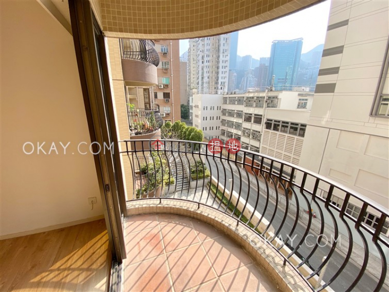 Luxurious 3 bedroom with balcony & parking | For Sale | Winfield Building Block C 雲暉大廈C座 Sales Listings