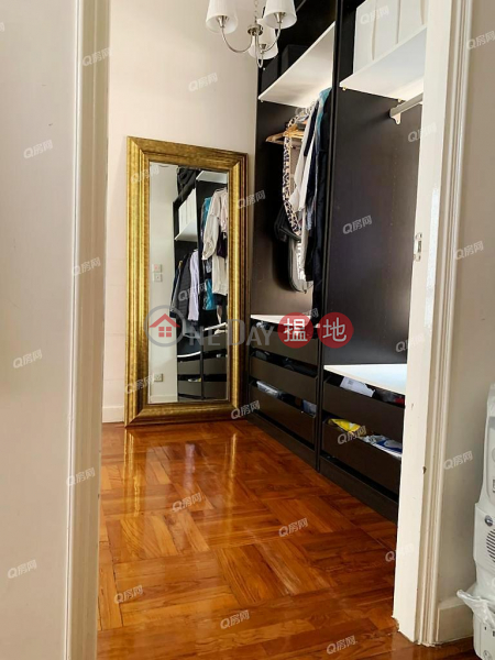 Good View Court, Middle Residential | Sales Listings, HK$ 7.6M