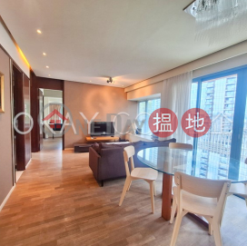 Charming 3 bedroom on high floor with balcony | Rental