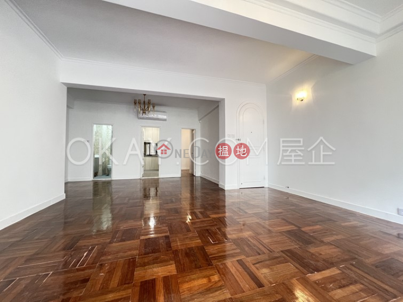 Charming 4 bedroom with balcony & parking | Rental | Se-Wan Mansion 西園樓 Rental Listings