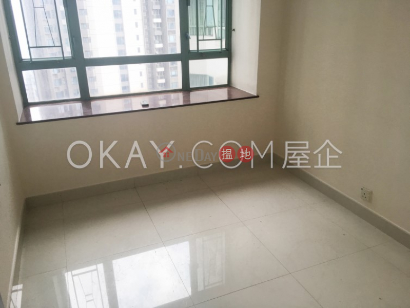 HK$ 31,000/ month Goldwin Heights, Western District, Elegant 3 bedroom on high floor | Rental