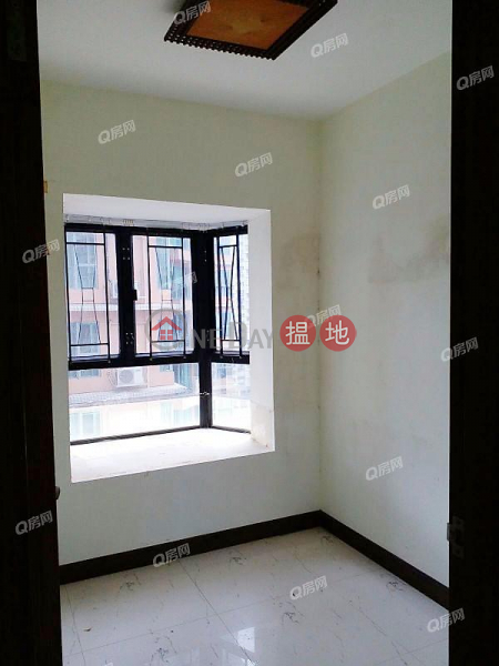 Property Search Hong Kong | OneDay | Residential, Sales Listings, Royal Court | 3 bedroom Mid Floor Flat for Sale