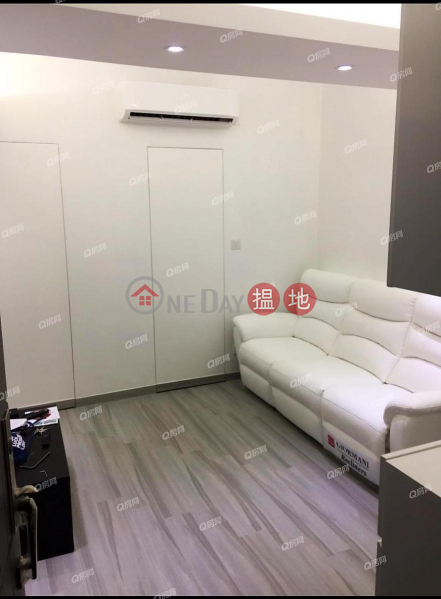 Property Search Hong Kong | OneDay | Residential | Rental Listings (Flat 01 - 12) Tai On Building | 2 bedroom Low Floor Flat for Rent