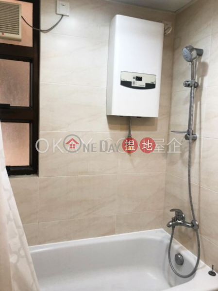 HK$ 33,500/ month Ronsdale Garden Wan Chai District, Tasteful 2 bedroom with balcony | Rental