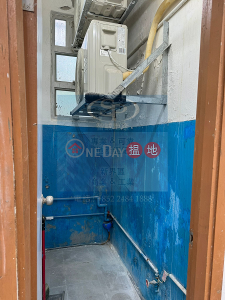 Kwai Chung Wah Tat: close to the Kwai Hing MTR station, with toilet inside | 8 Wah Sing Street | Kwai Tsing District | Hong Kong, Rental, HK$ 12,798/ month