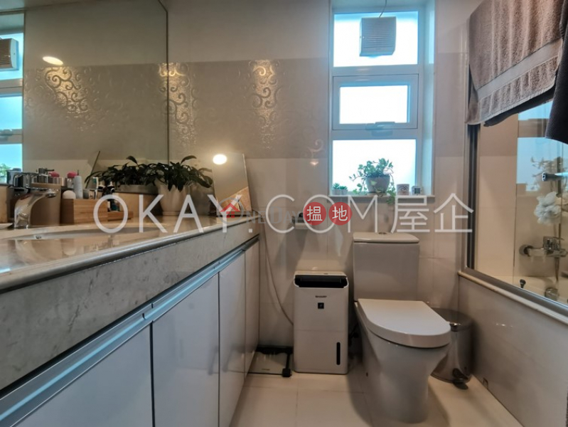 Unique house with terrace, balcony | For Sale | Ho Chung New Village 蠔涌新村 Sales Listings