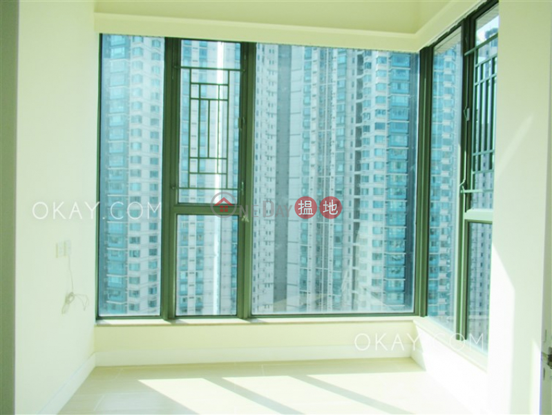 Property Search Hong Kong | OneDay | Residential Sales Listings Luxurious 4 bedroom on high floor | For Sale