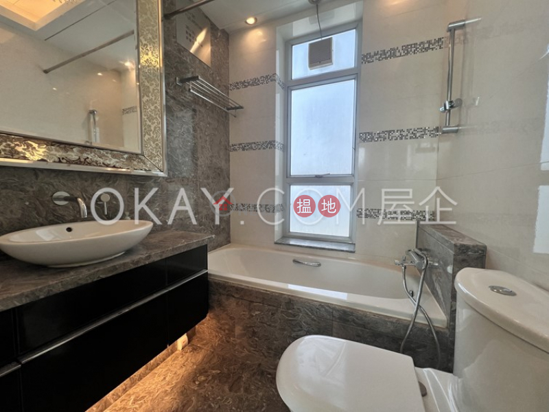 HK$ 37,000/ month Casa 880, Eastern District Popular 3 bedroom on high floor with balcony | Rental