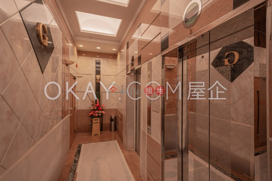 Property Search Hong Kong | OneDay | Residential | Sales Listings, Luxurious 3 bedroom on high floor with racecourse views | For Sale