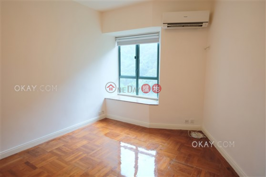 HK$ 39,500/ month Hillsborough Court, Central District Unique 2 bedroom on high floor with parking | Rental