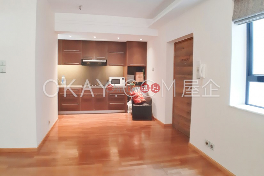 Lovely 1 bedroom on high floor with rooftop | For Sale | Caine Building 廣堅大廈 Sales Listings