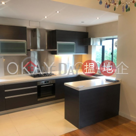 Luxurious 3 bed on high floor with sea views & rooftop | For Sale | Discovery Bay, Phase 4 Peninsula Vl Caperidge, 13 Caperidge Drive 愉景灣 4期 蘅峰蘅欣徑 蘅欣徑13號 _0