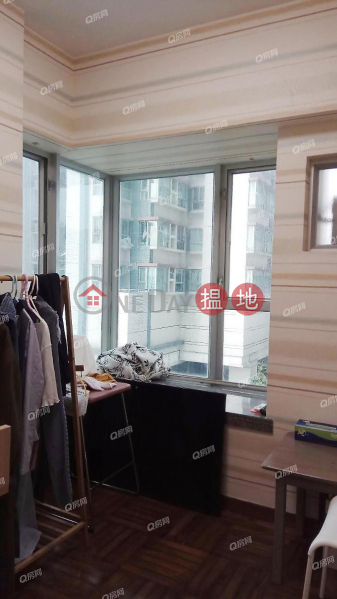 Property Search Hong Kong | OneDay | Residential Sales Listings | Tower 6 Phase 1 Metro Harbour View | 2 bedroom Low Floor Flat for Sale