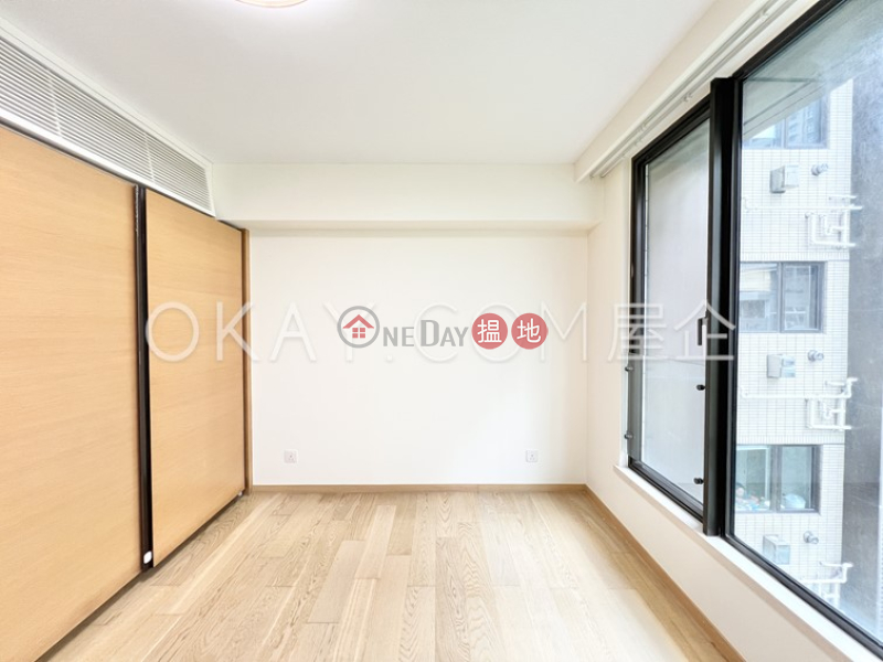 HK$ 135,000/ 月雲暉大廈AB座灣仔區4房3廁,連車位,露台,馬場景雲暉大廈AB座出租單位